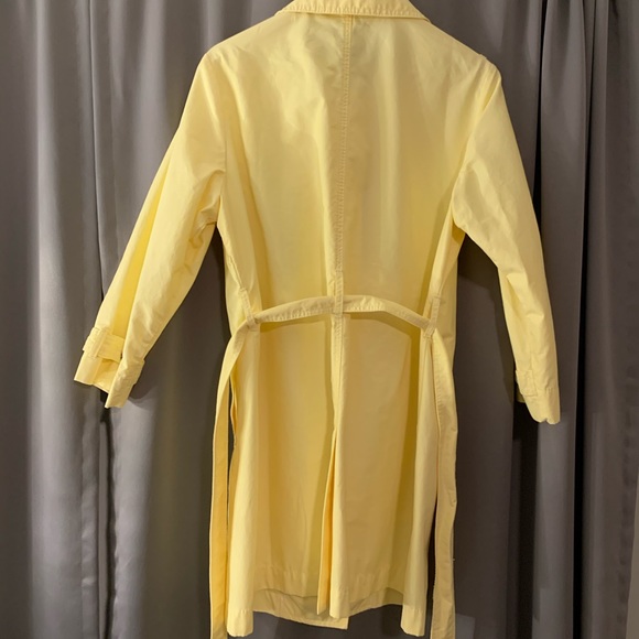 Vintage Butter Yellow Gap Raincoat - Picture 6 of 8